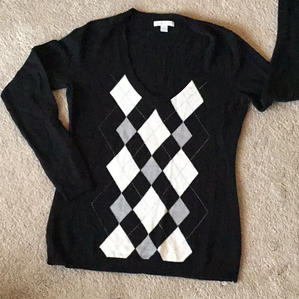 New York and company thin sweater